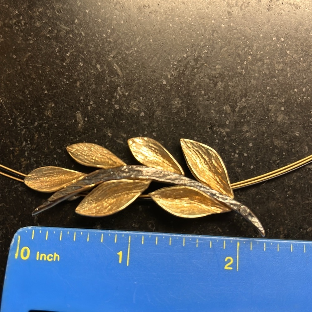 Italian sterling gold plate choker -leaf design - Picture 8 of 8